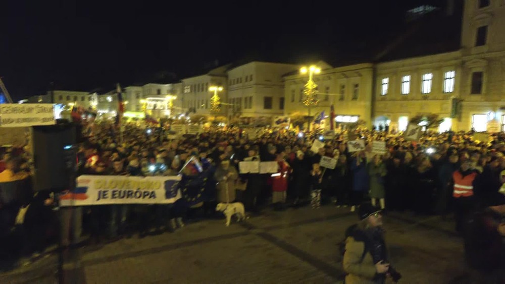 [multi] protestBB 2495