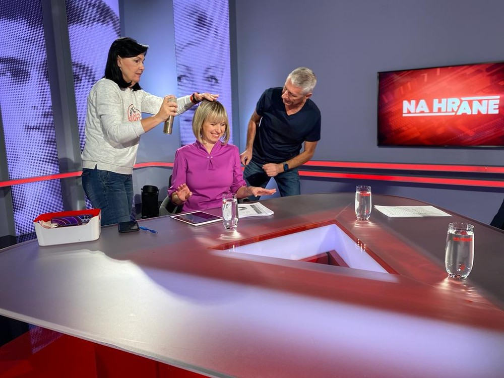 209a32b8-6842-4f75-a1ce-fe5fb8eca22d