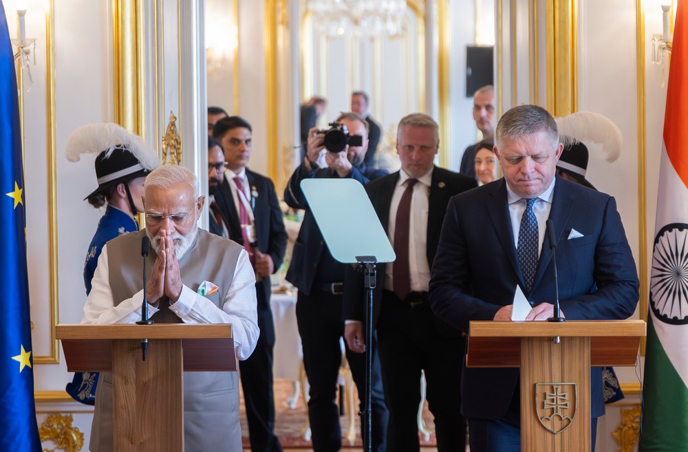 Premiér SR Robert Fico (Smer-SD) privítal na Bratislavskom hrade predsedu vlády Indie Nárendru Módího