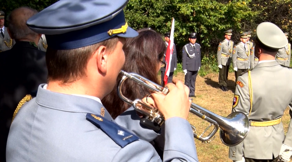 Takmer zabudnutú históriu zostreleného bombárdera si pripomínajú pamätníkom 