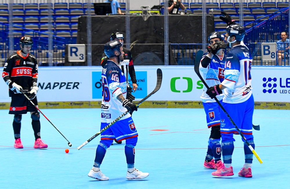 Slovenskí hokejbalisti na MS