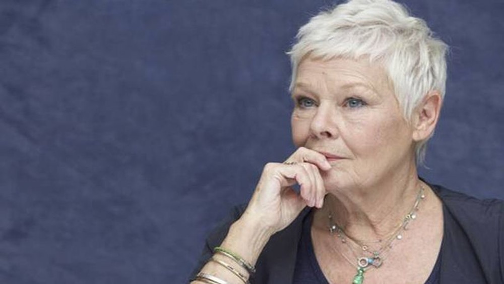 Sexuálny škandál na škole - Judi Dench