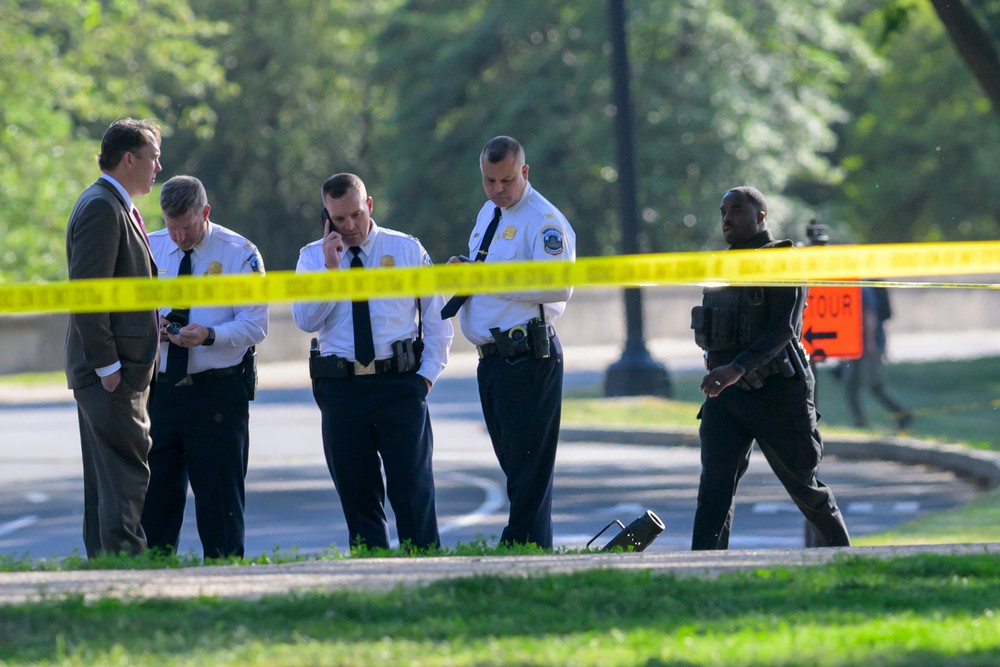 Police_Shooting_White_House314333