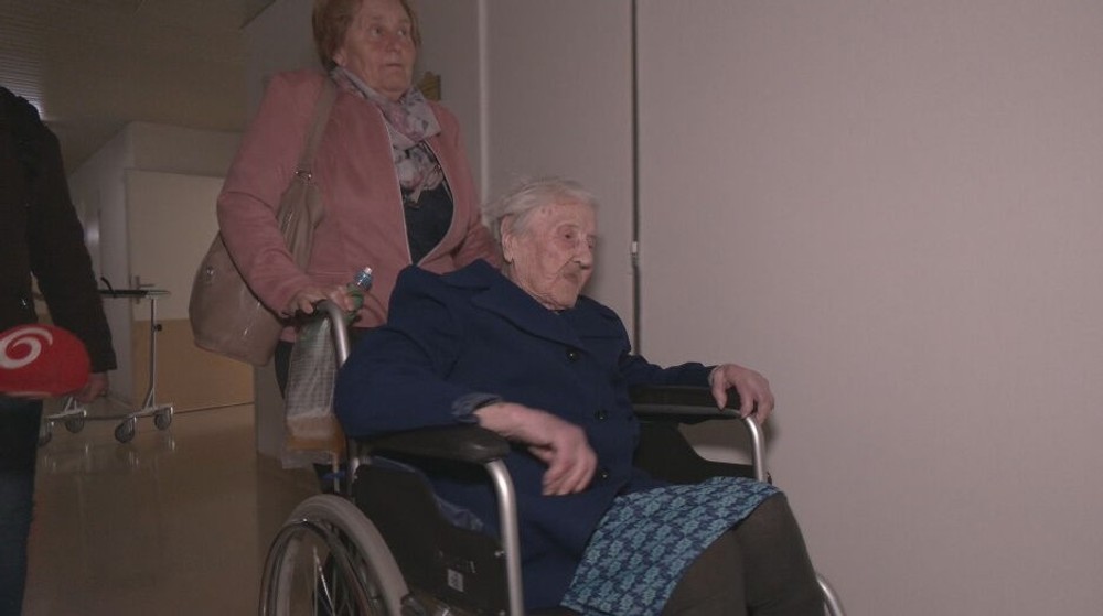 105-ročnú pani Helenku pustili z nemocnice (2)