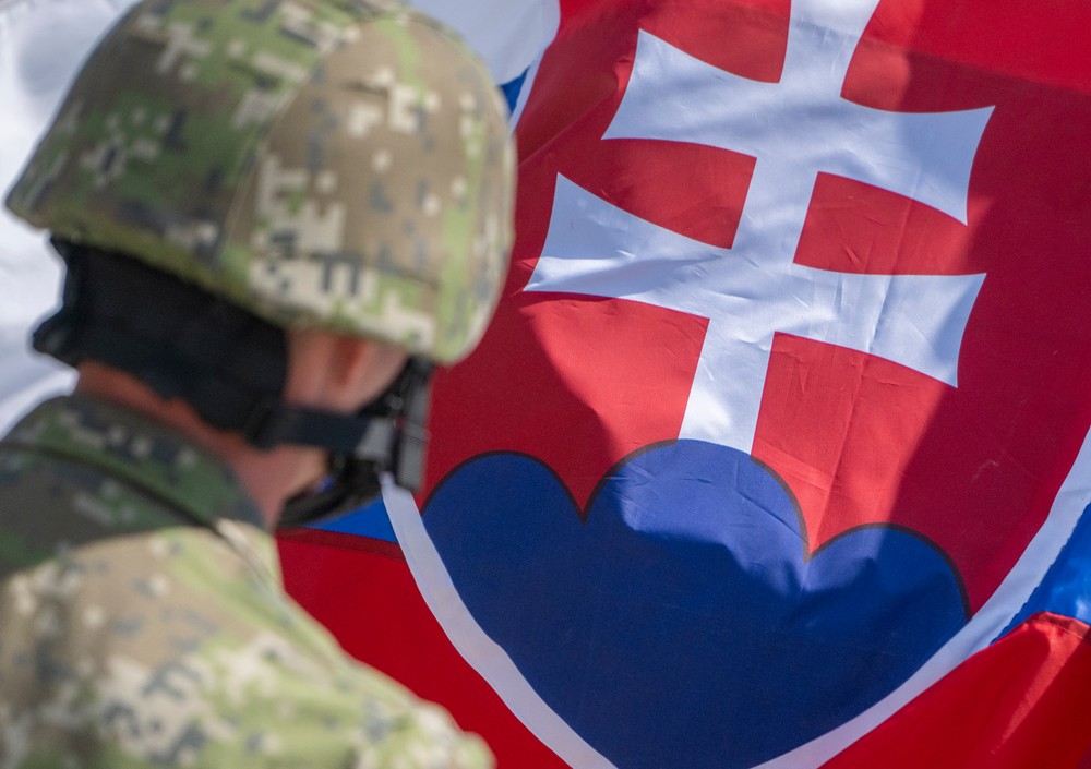 Test a následné slávnostné odovzdanie záchytného systému BAK-12