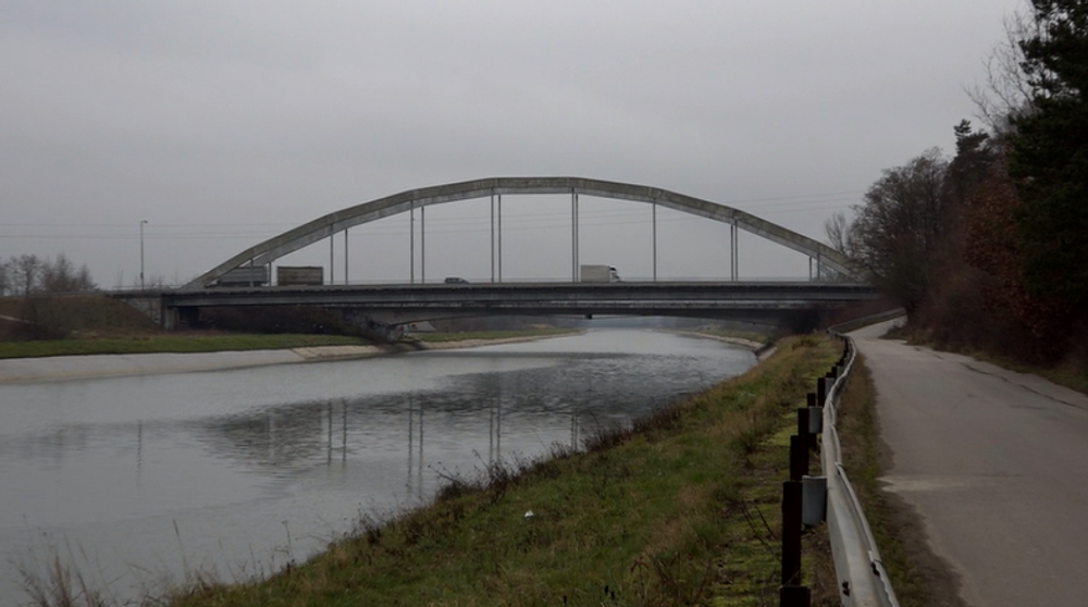 Kaskadérsky kúsok, z ktorého až mrazí. Video si zaslúžilo pozornosť celého internetu, ale aj polície