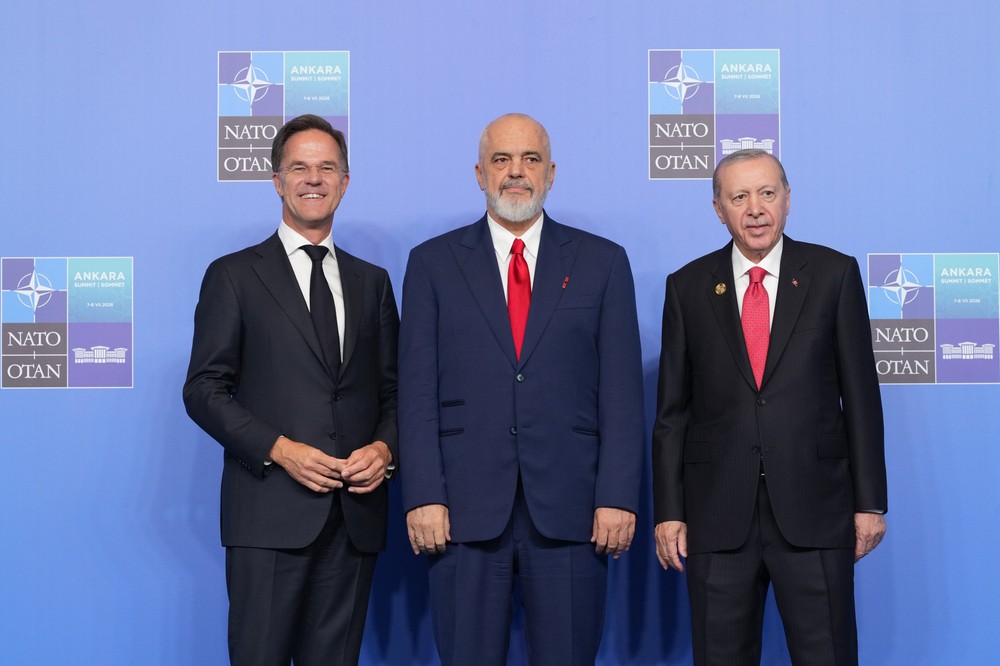 Lídri štátov NATO prišli na zasadnutie summitu NATO v Ankare