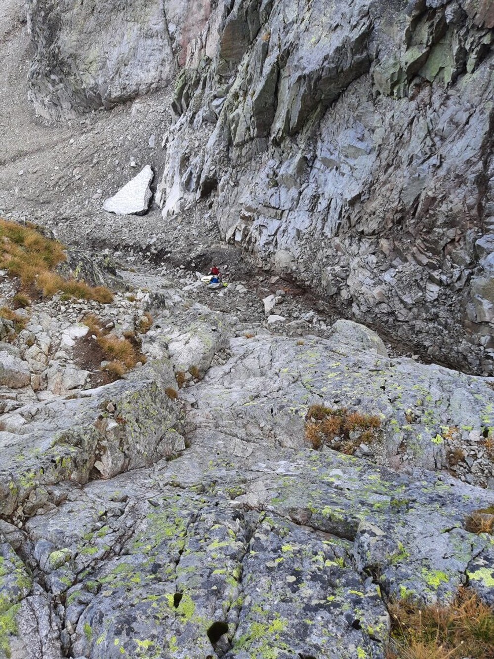 Pomoc turistovi pod sedlom Baranie rohy (3)