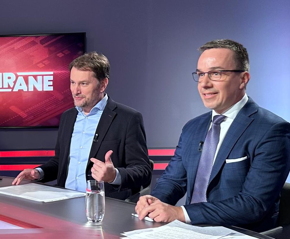 fd896056-09b5-467b-90f9-f5206527ea85