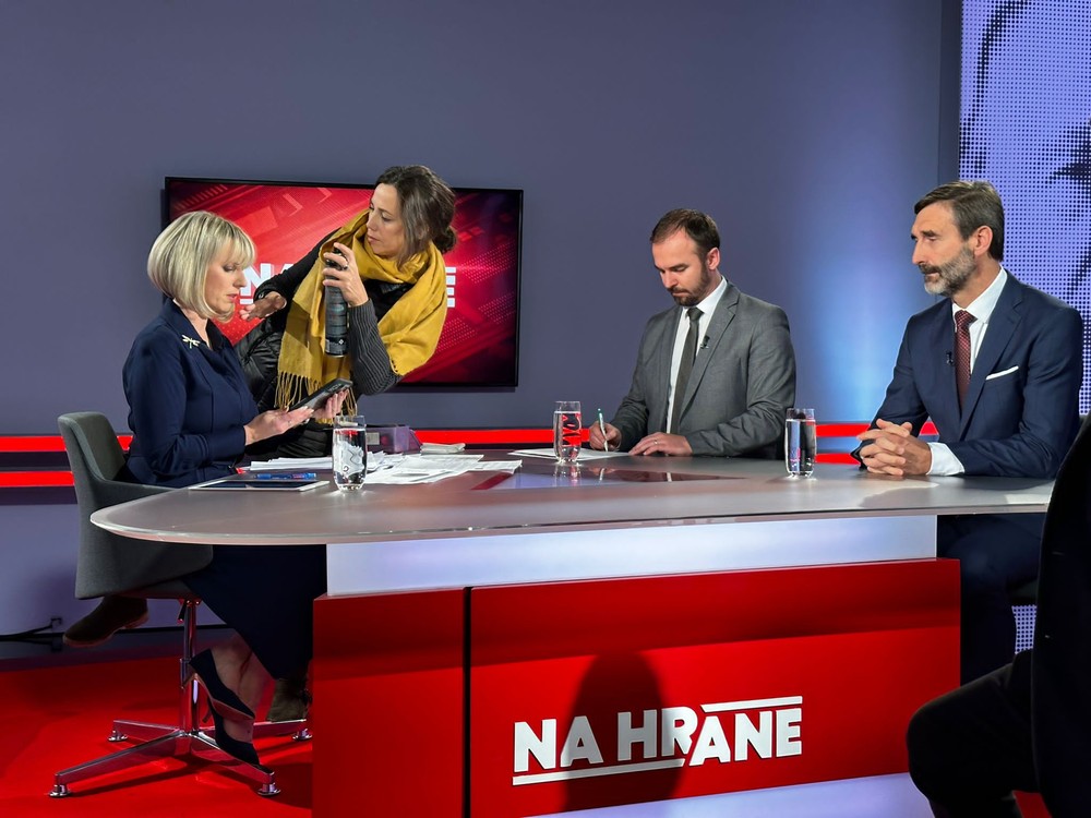 e48cb7f0-ac72-4add-b51b-07061fd9b0c0