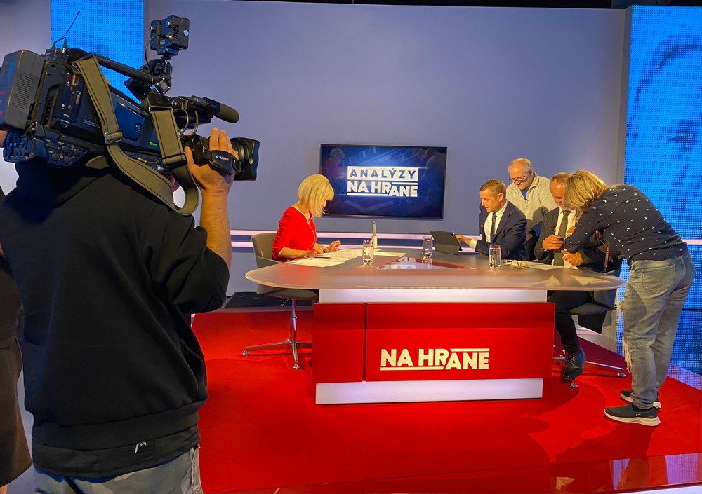 Analýzy Na hrane s Martinom Klusom a Tomášom Valáškom