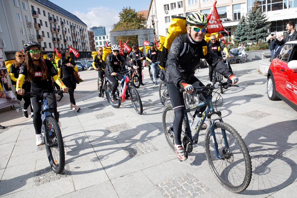 MISIA - OSOBNOSTI KURIÉRMI