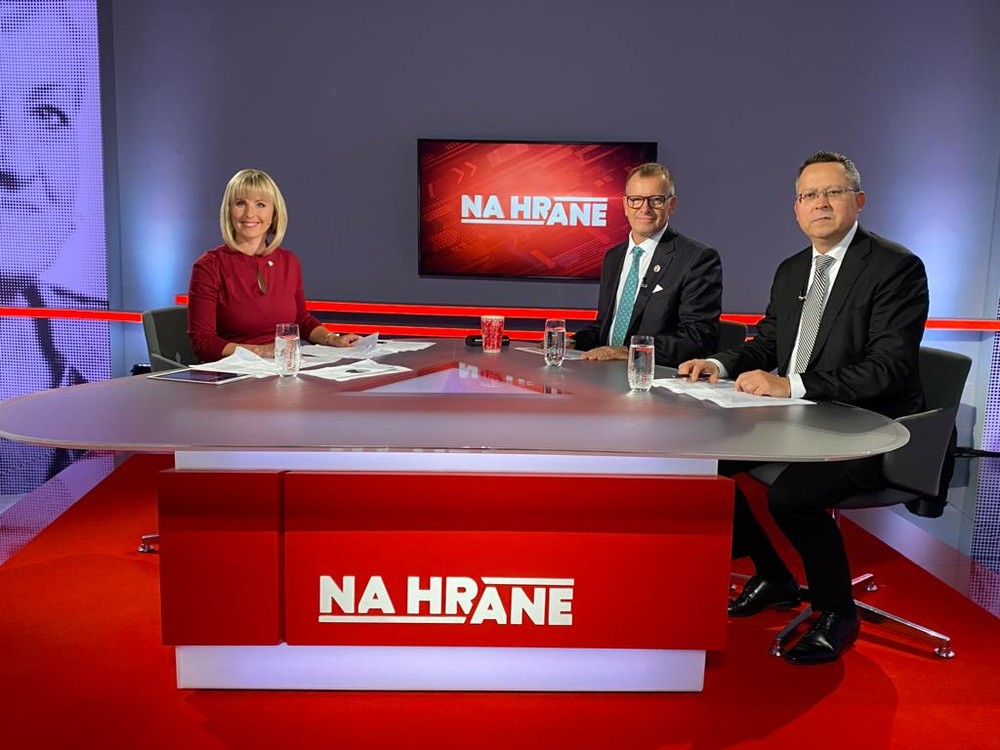 ed5dfb98-4493-4061-80fc-8790df77b89d