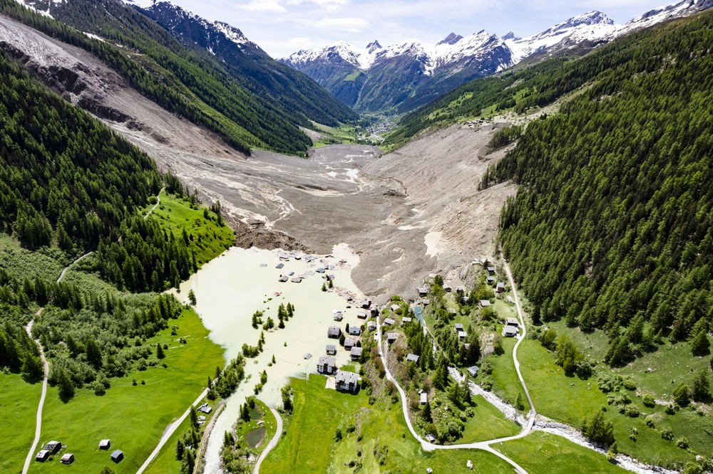APTOPIX_Switzerland_Mudslide_14737