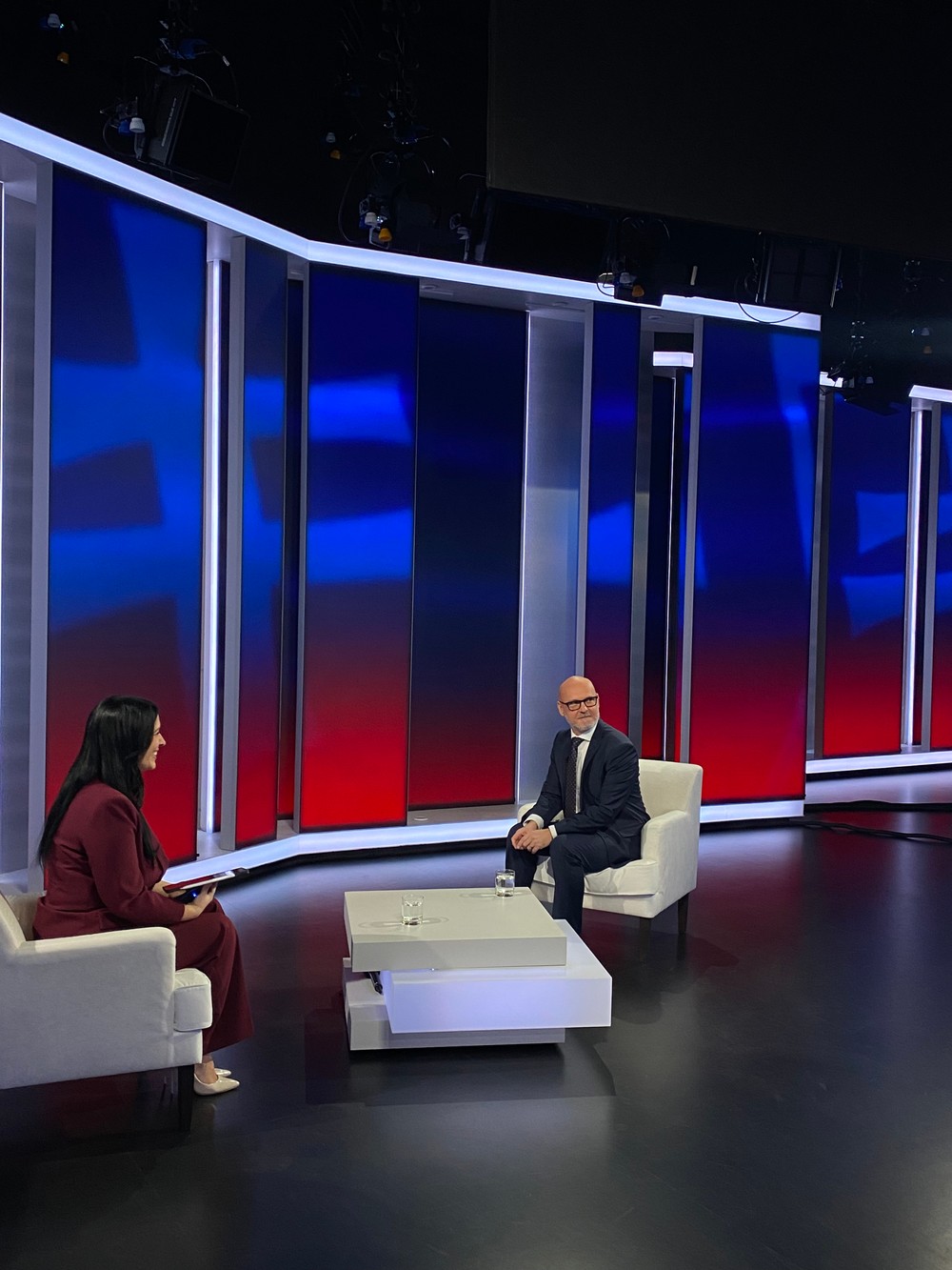 Politika 24 s Gröhlingom 6