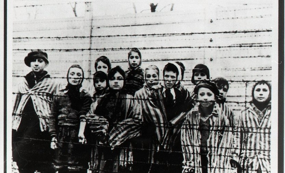 Deti oslobodené v tábore Auschwitz