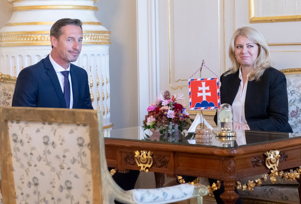 voľbynrsr23 prezidentka Majerský prijatie (10)