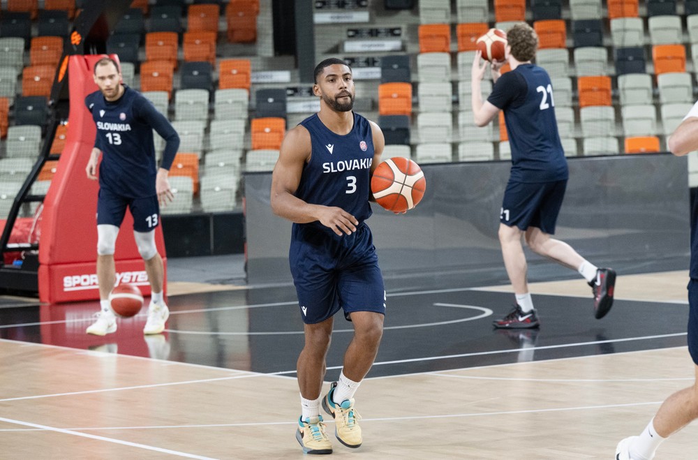 20260224_basketbal7196799