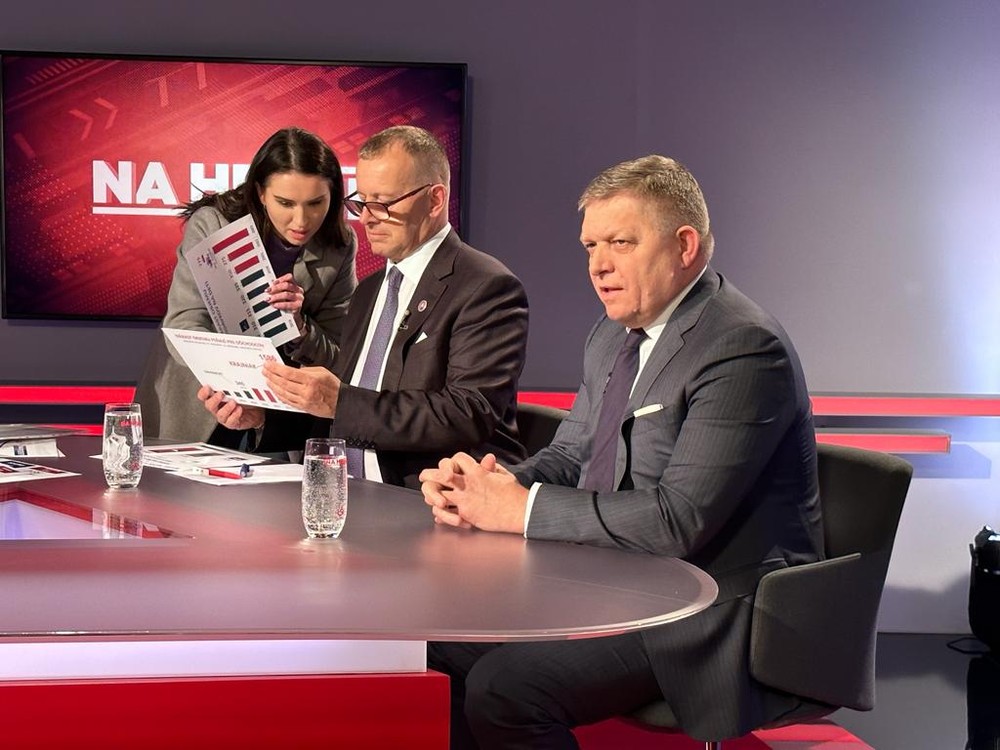 8daa5e42-47d2-4908-a2b8-f54388f8c095