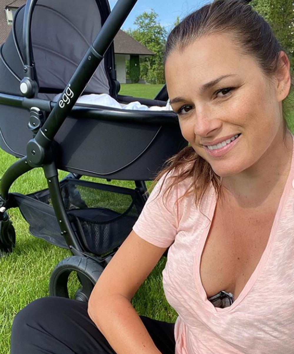 Alena Šeredová (2)