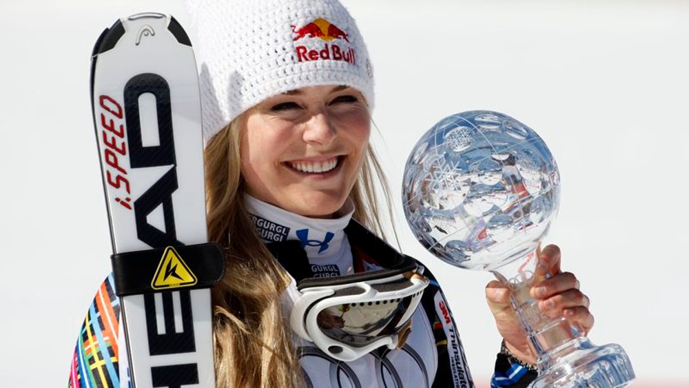 Lindsey Vonnová s glóbusom