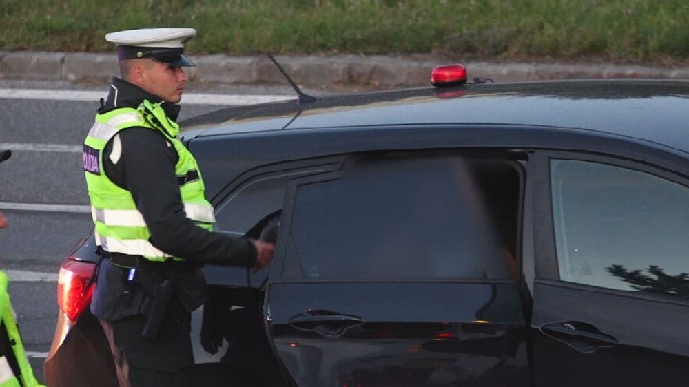 Tvrdila, že mala len 1 pivo, nafúkala však takmer 4 promile (5)