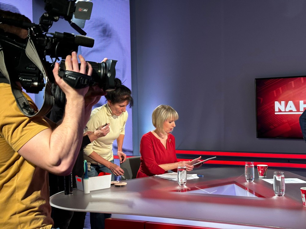 fcd5af58-b6ad-44e1-8ec7-8ea5d76404f0