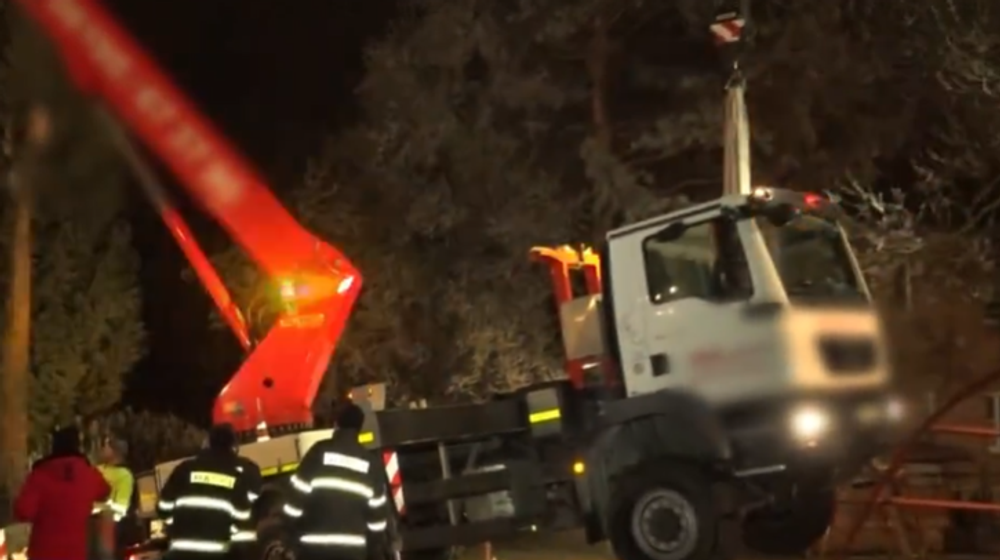 Do bytovky v Svite narazila plošina