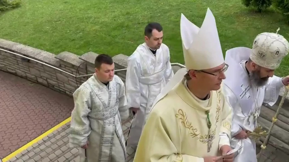 [multi] Rozlúčka s obeťami nehody na Spiši 488