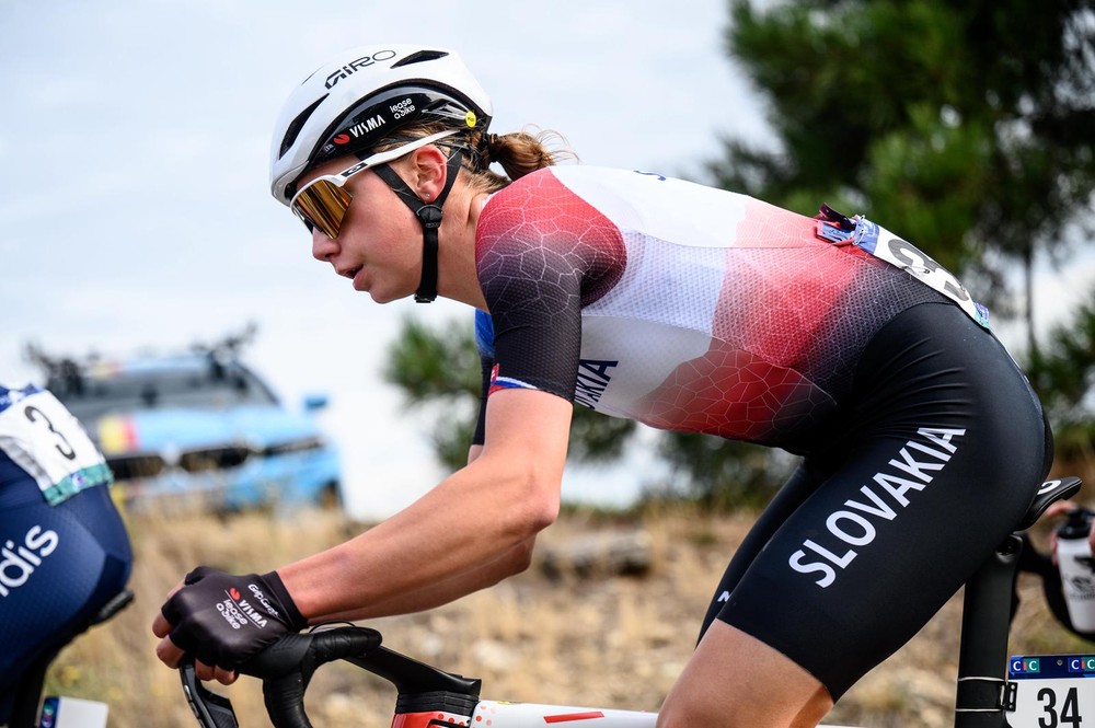 Viktória Chladoňová