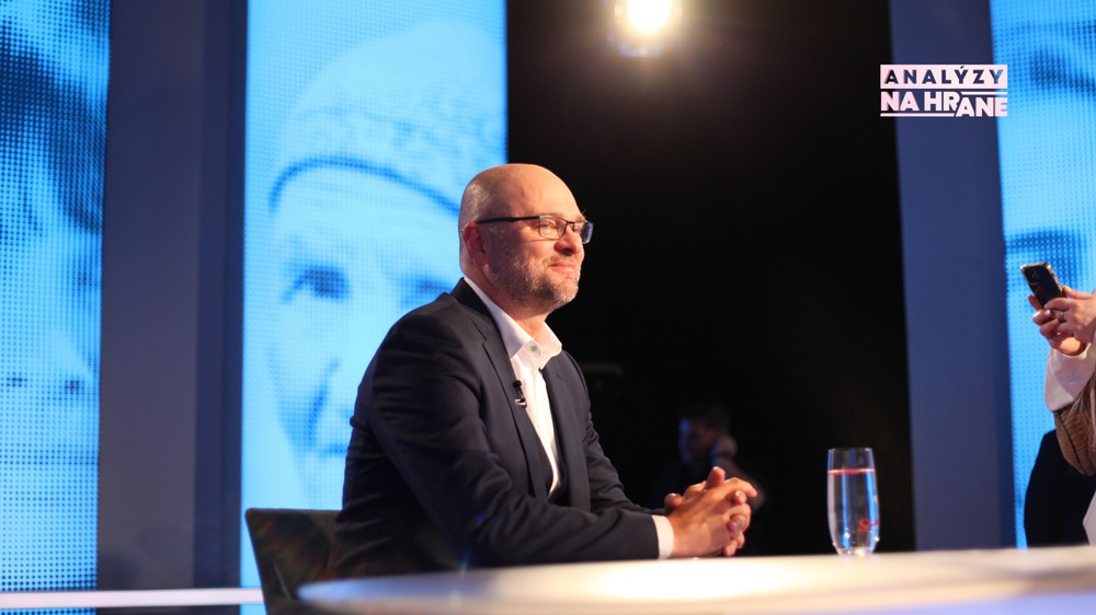 Analýzy Na hrane s Richardom Sulíkom