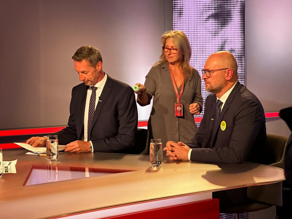 ac98339b-724e-4c96-8c6c-9e42a6f3bf5c