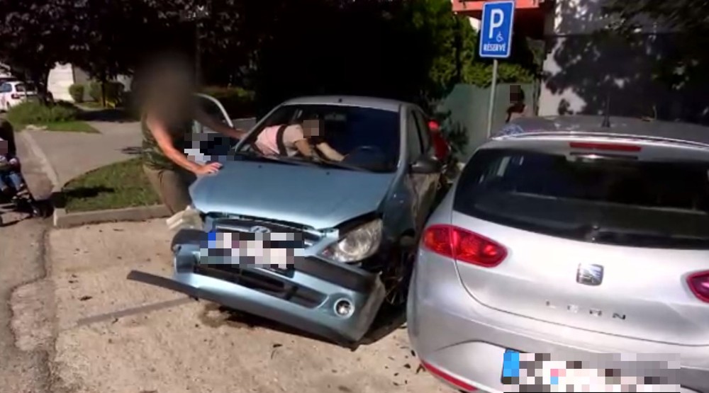 Obyvatelia Dunajskej Lužnej neverili svojim očiam, svoje autá si našli ráno zničené 