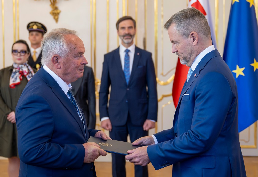 Prezident SR Peter Pellegrini vymenoval veľvyslancov SR v zahraničí