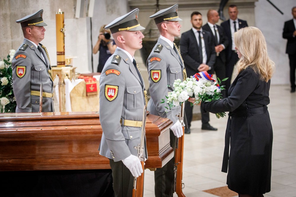 Rozlúčka s kardinálom Jozefom Tomkom v Dóme sv. Martina