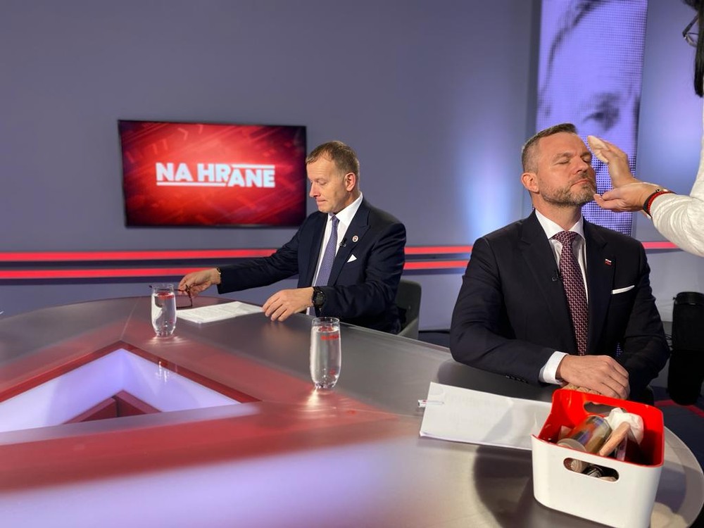 7fdc1c7d-7e4c-4941-9a3a-a51875032f18