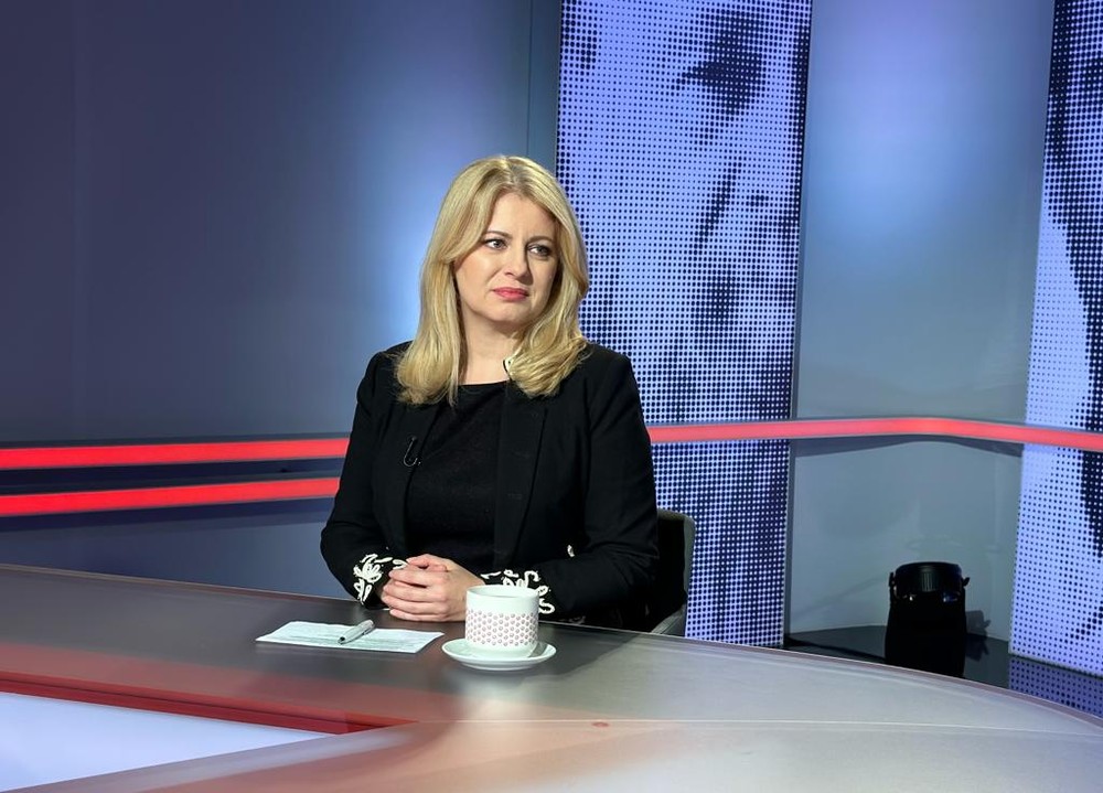 612c8b60-c498-4d2d-8d27-3de8e83fd3a9