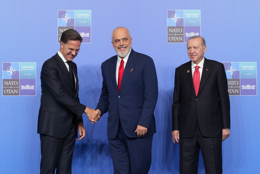 Lídri štátov NATO prišli na zasadnutie summitu NATO v Ankare