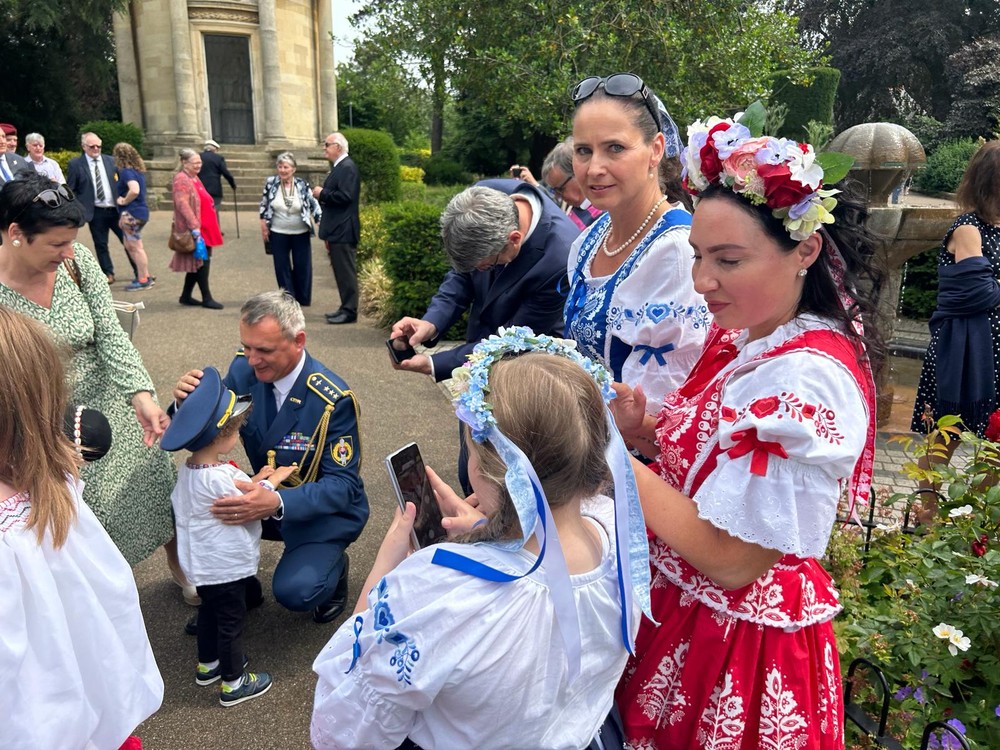 Medzinárodný ples vo Warwicku92