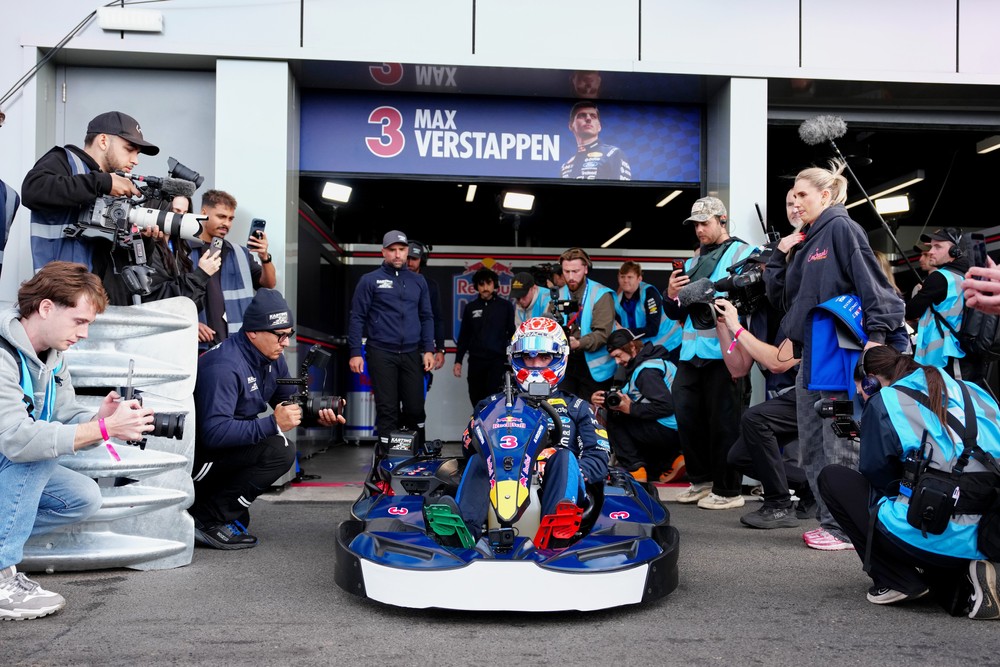 Britain_Verstappen_Auto_Racing672513