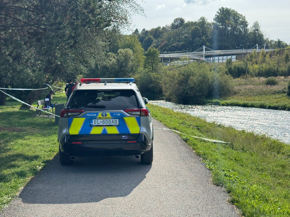 Bezvládne telo muža v Hrone 3