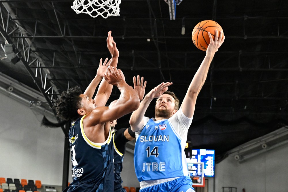 20251104_basketbal6170376