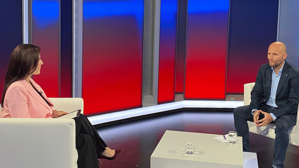 Politika 24 s Jaroslavom Naďom