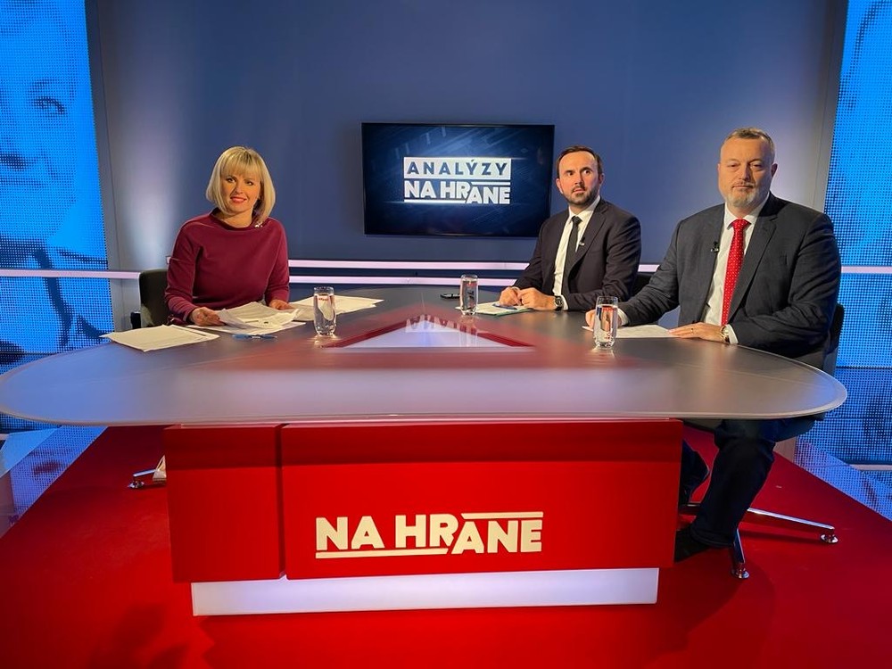 a816c6f8-73ba-4307-9907-c7888df21276