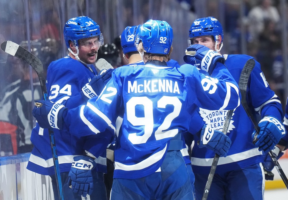 Predators_Maple_Leafs_Hockey734729