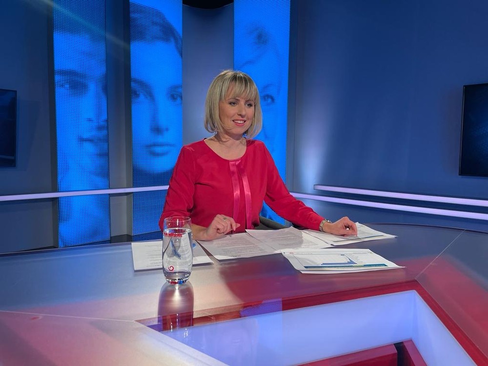 04382c3e-55fb-4db5-bb78-56bb531f7959