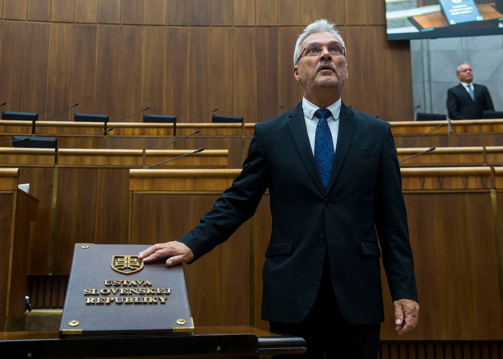 poslanec Augustín Hambálek Smer - SD