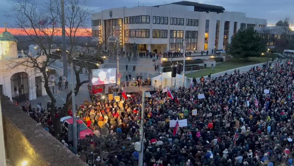 [multi] Protest Bratislava 18638