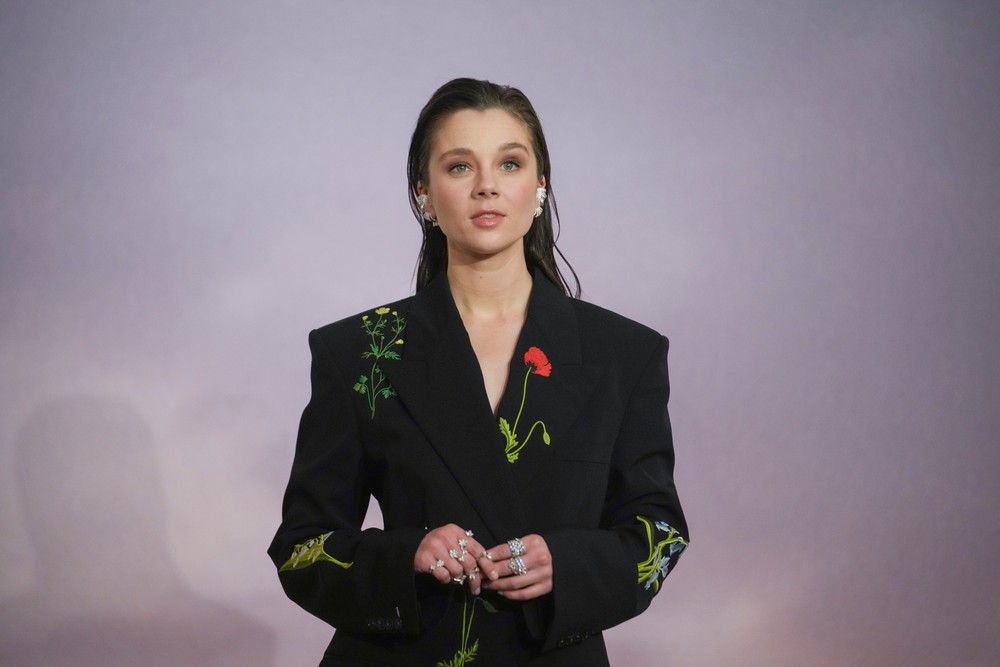 France_Bridgerton_S4_World_Premiere982281