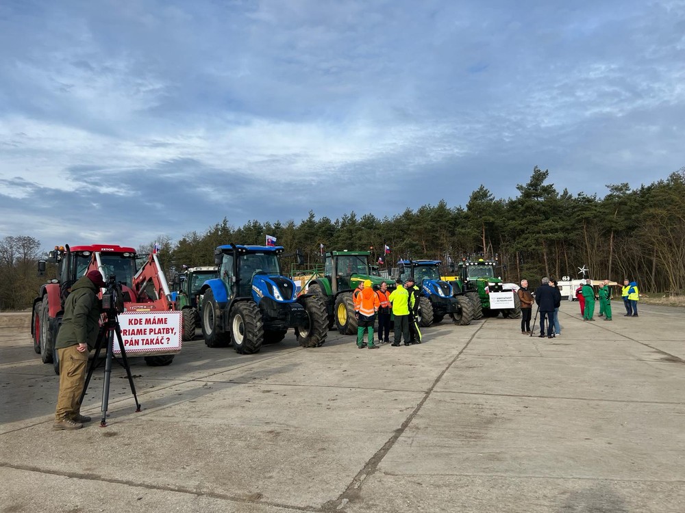 WhatsApp Image 2024-02-22 at 09.30.06 (1)